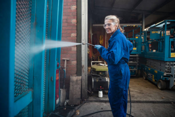 Best Machinery and Equipment Cleaning  in Hampton, IL